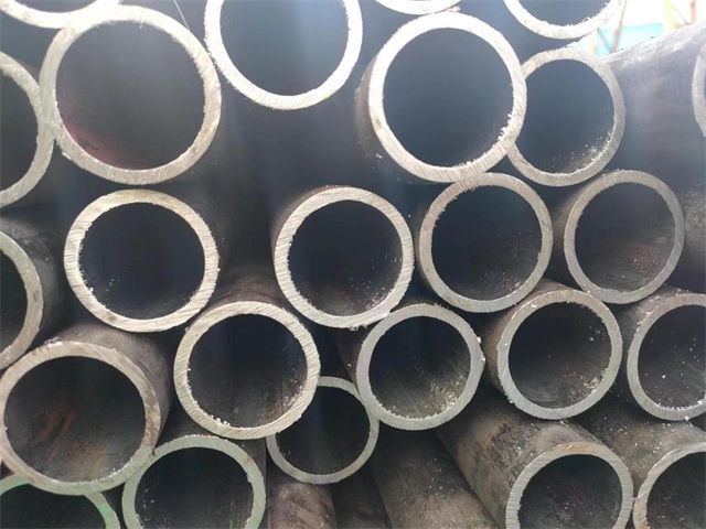 韶关10#结构用无缝钢管